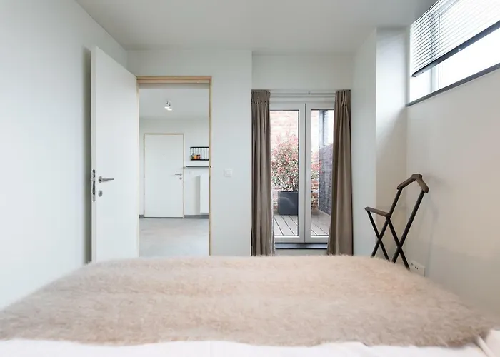 Raveel Lofts