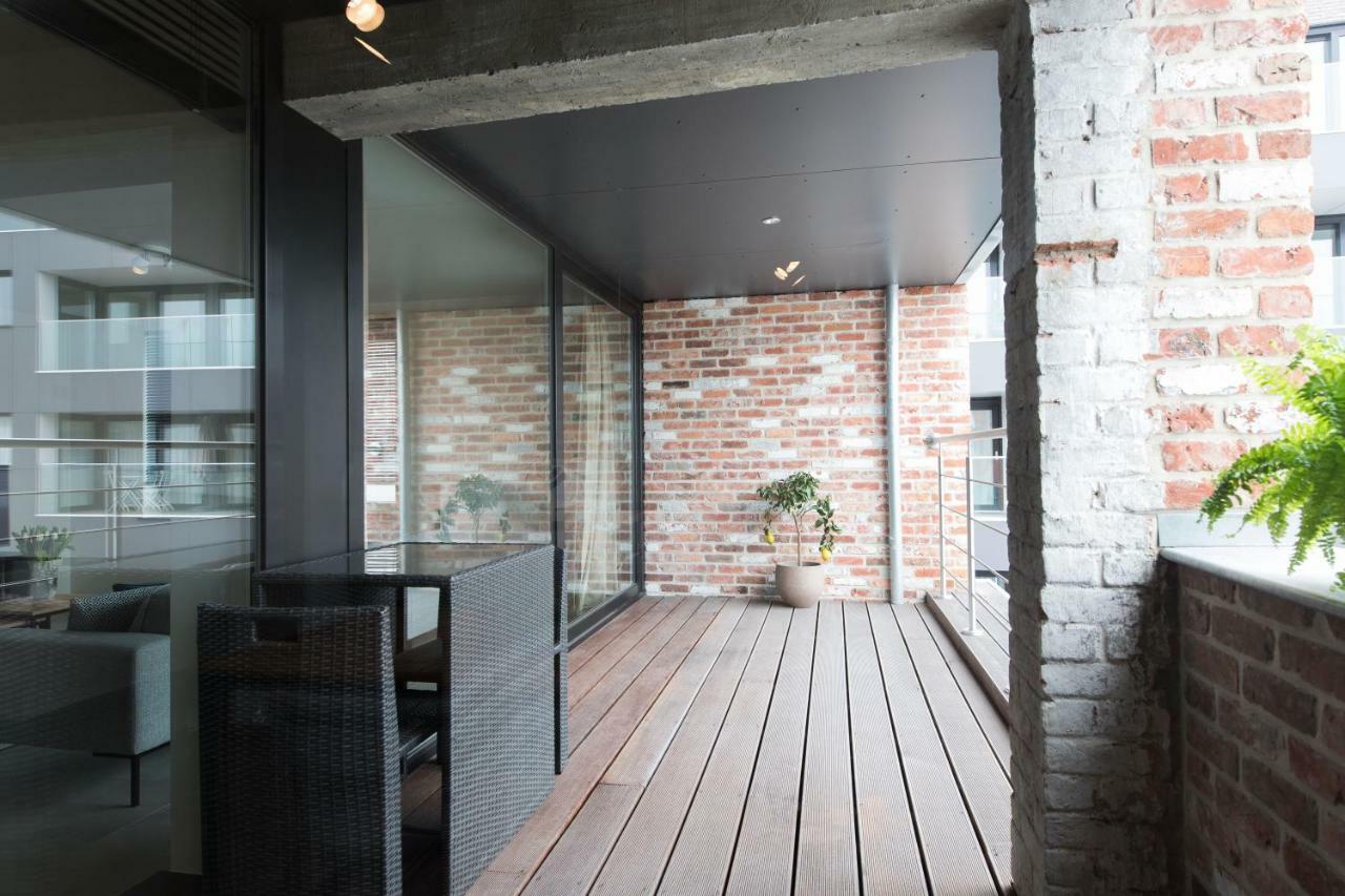 Raveel Lofts *
