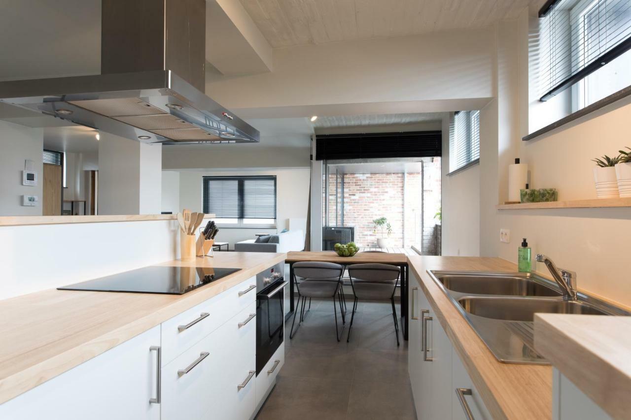 Raveel Lofts